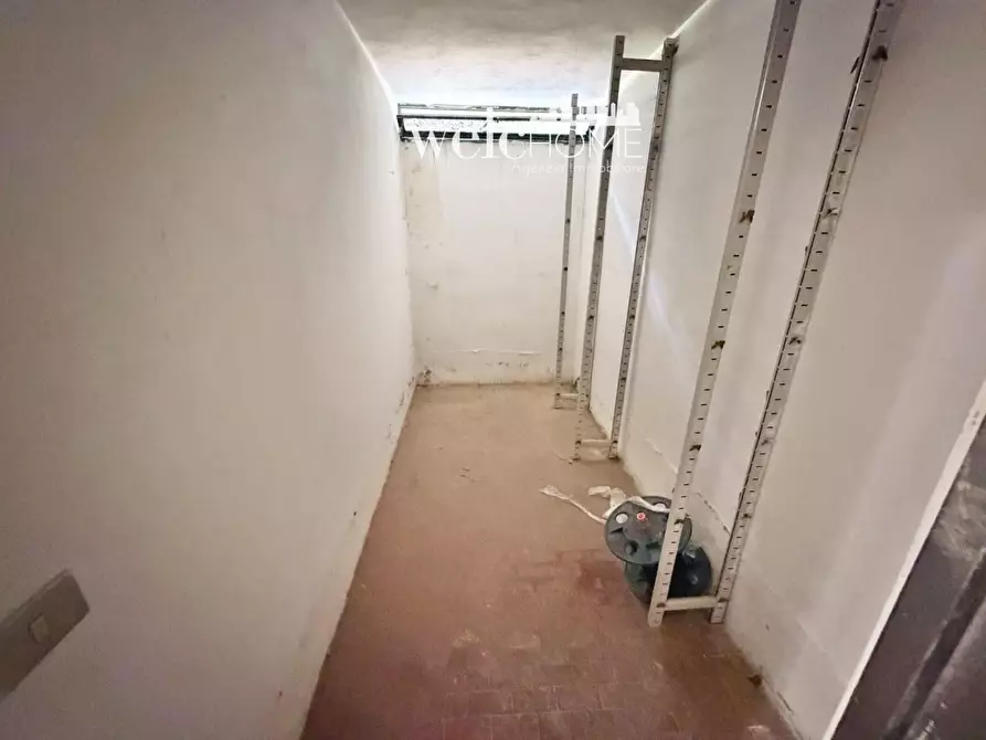 Immagine 25 di Appartamento in vendita  a Campi Bisenzio
