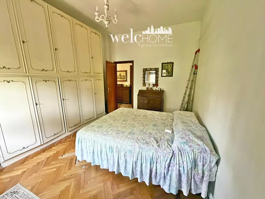 Immagine 38 di Appartamento in vendita  a Campi Bisenzio