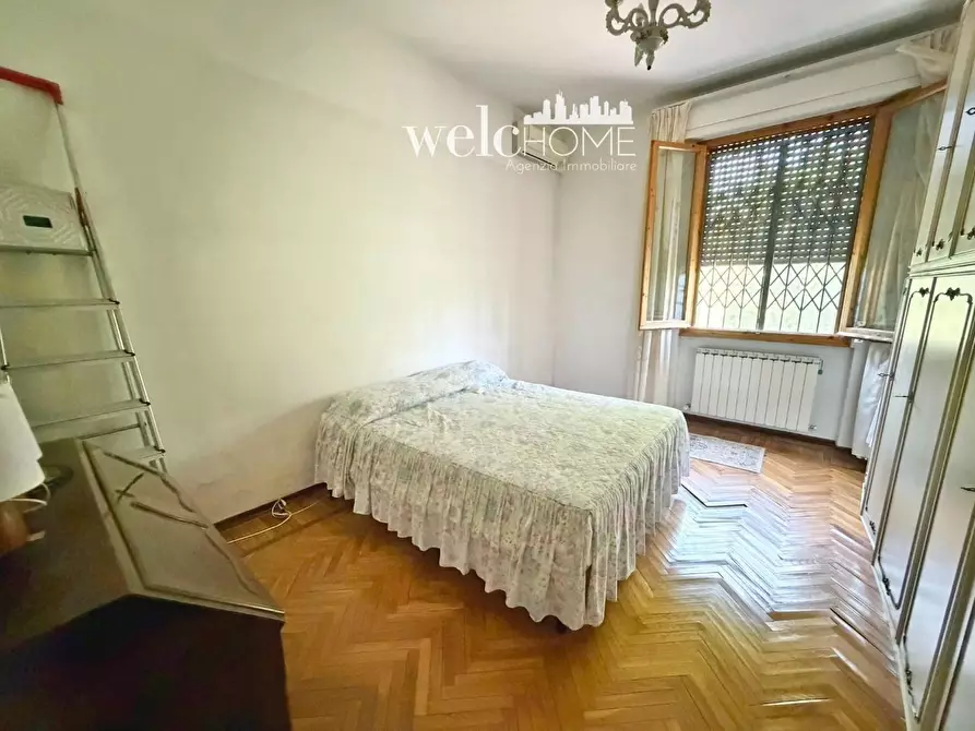 Immagine 12 di Appartamento in vendita  a Campi Bisenzio