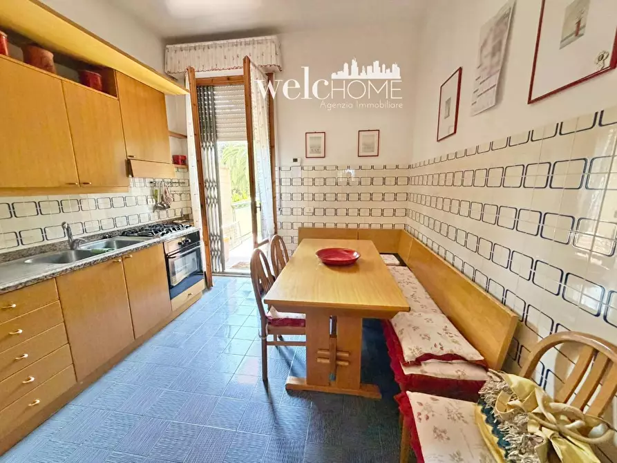 Immagine 9 di Appartamento in vendita  a Campi Bisenzio