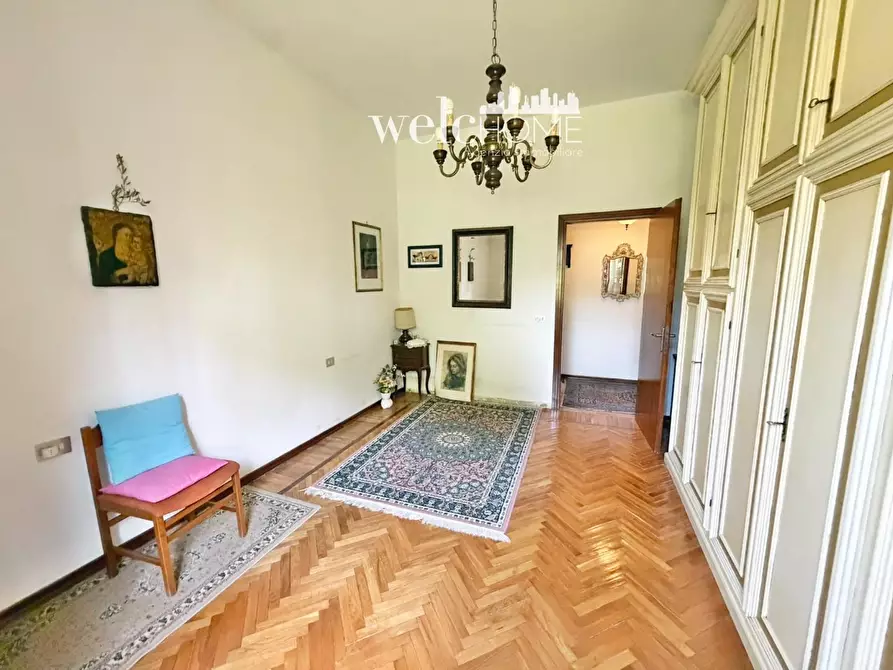Immagine 14 di Appartamento in vendita  a Campi Bisenzio