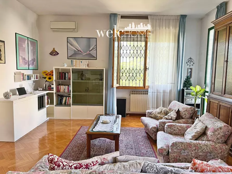 Immagine 4 di Appartamento in vendita  a Campi Bisenzio