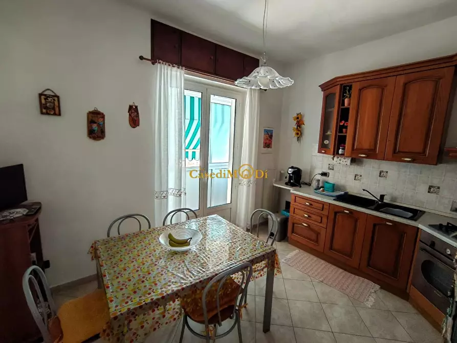 Immagine 2 di Appartamento in vendita  a Livorno