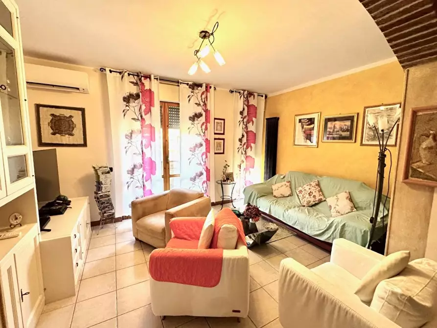Immagine 6 di Appartamento in vendita  a Cascina