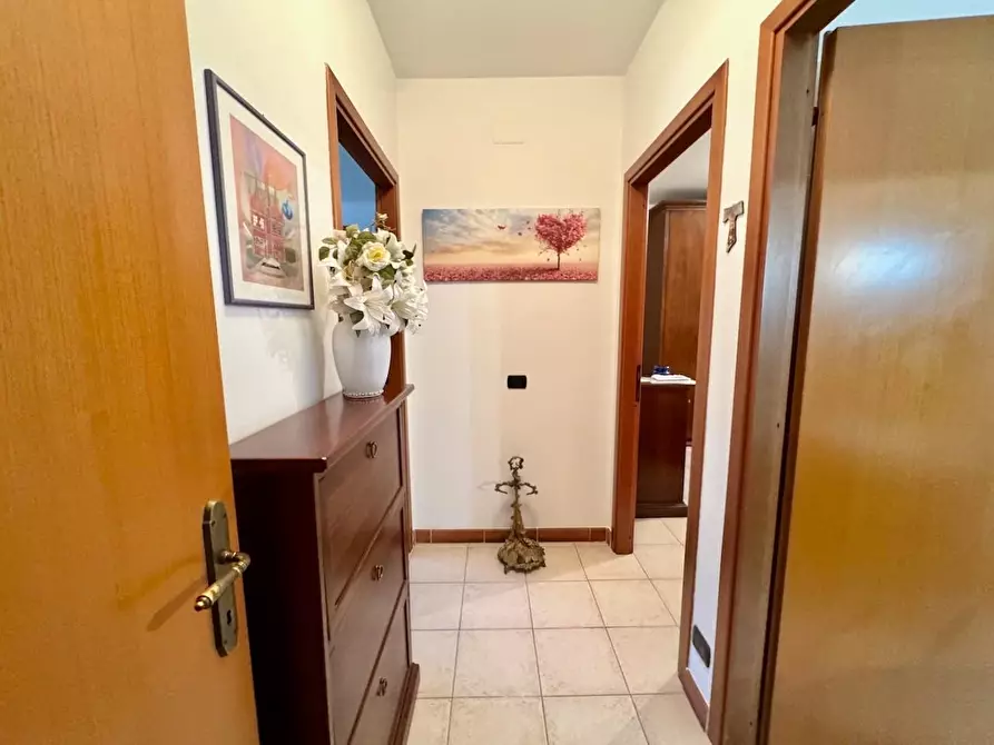 Immagine 33 di Appartamento in vendita  a Cascina