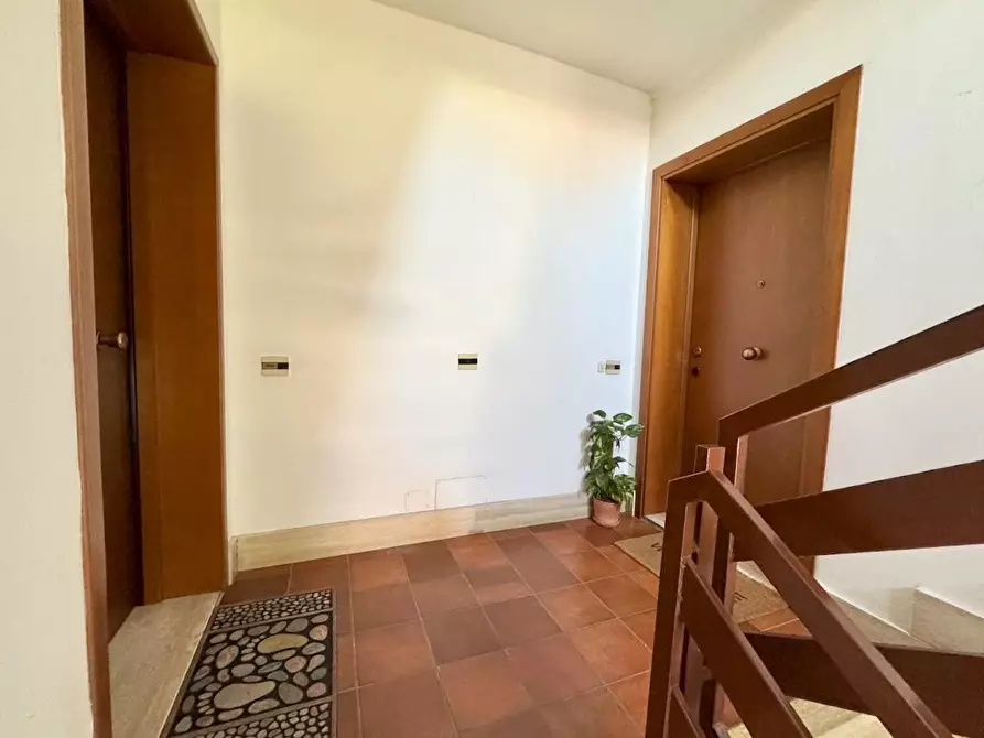 Immagine 35 di Appartamento in vendita  a Cascina