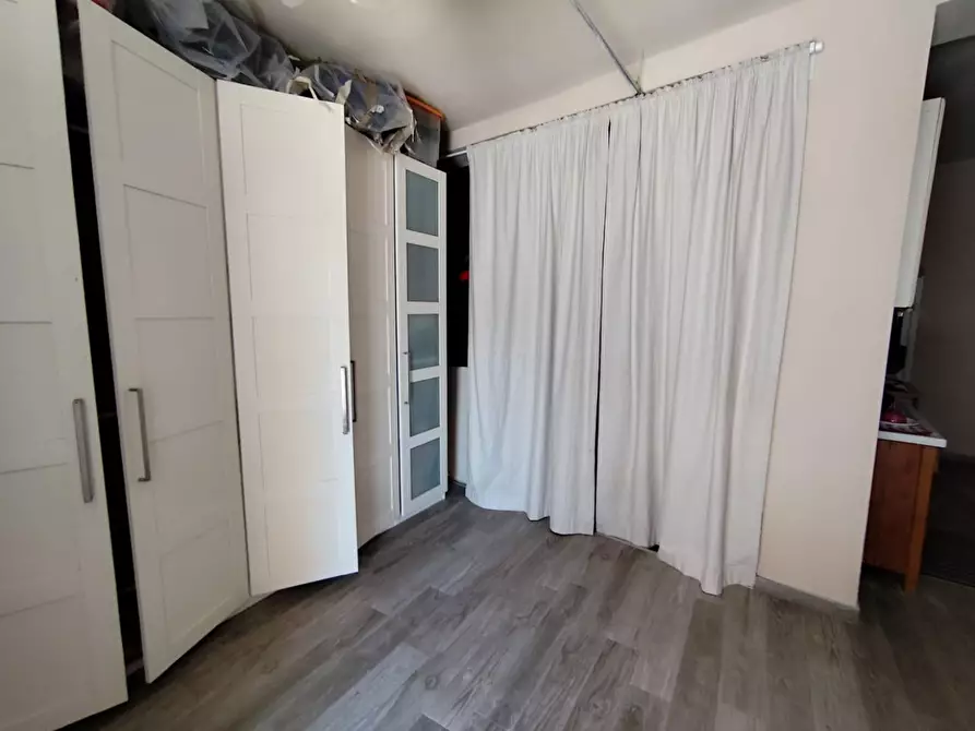 Immagine 17 di Appartamento in vendita  a Massa