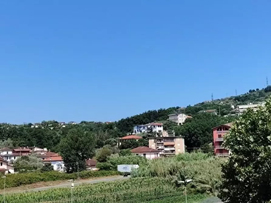 Immagine 21 di Appartamento in vendita  a Aulla
