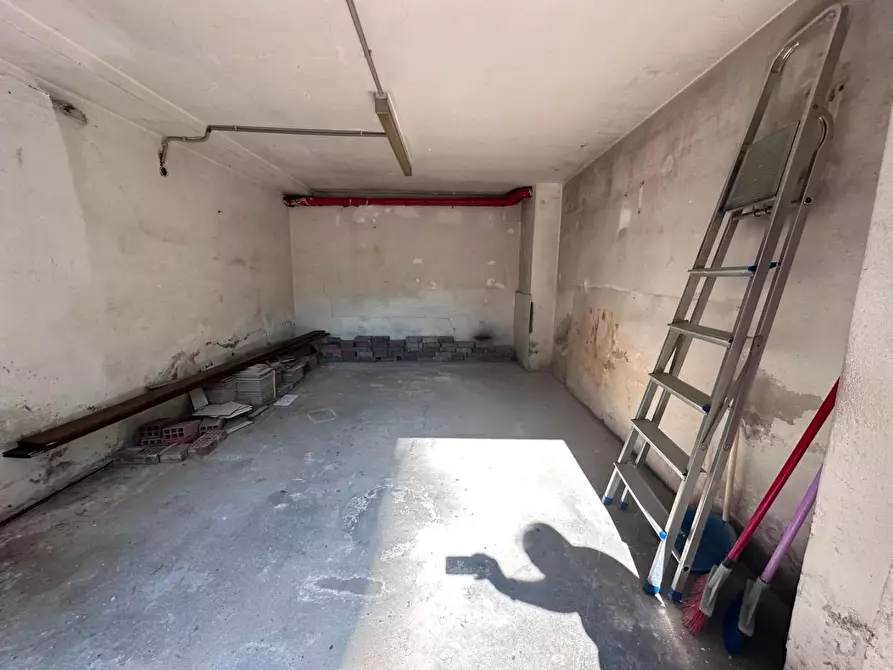 Immagine 12 di Appartamento in vendita  a Pisa