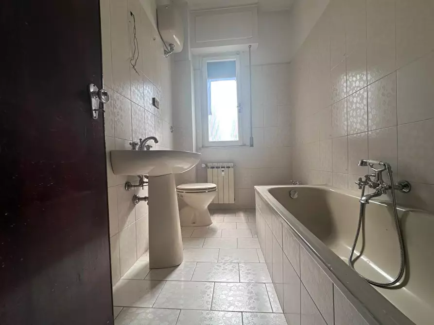 Immagine 5 di Appartamento in vendita  a Pisa