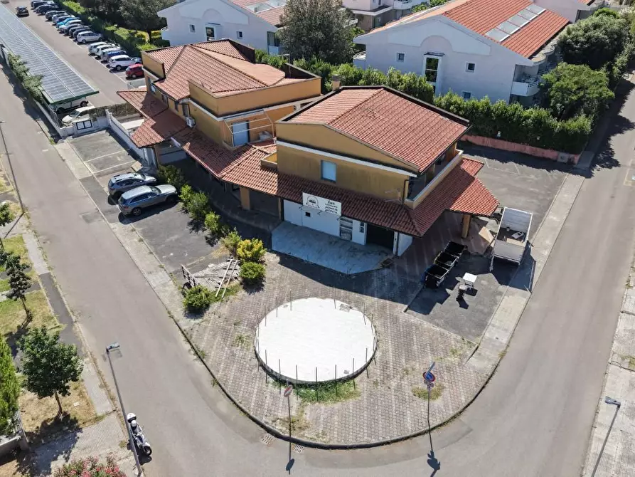 Immagine 6 di Casa quadrifamiliare in vendita  a Cecina