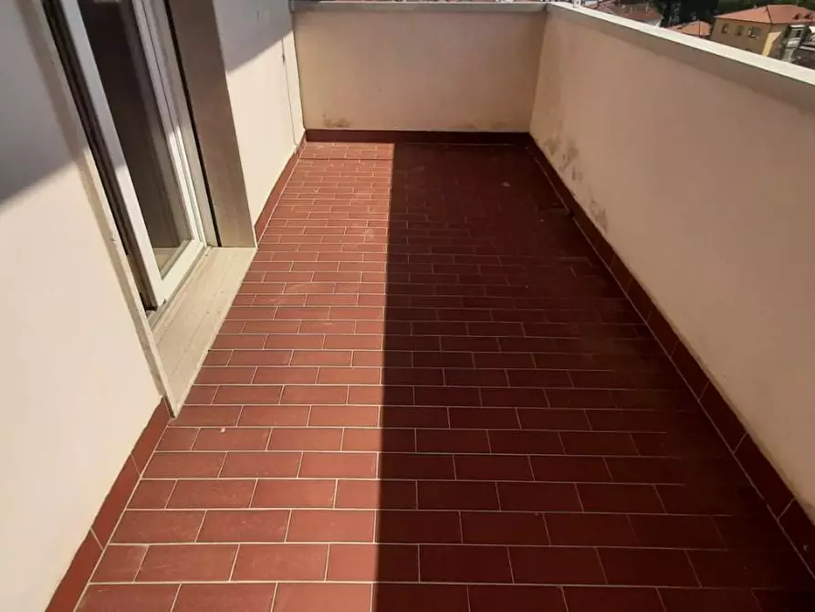 Immagine 5 di Appartamento in vendita  a Rosignano Marittimo