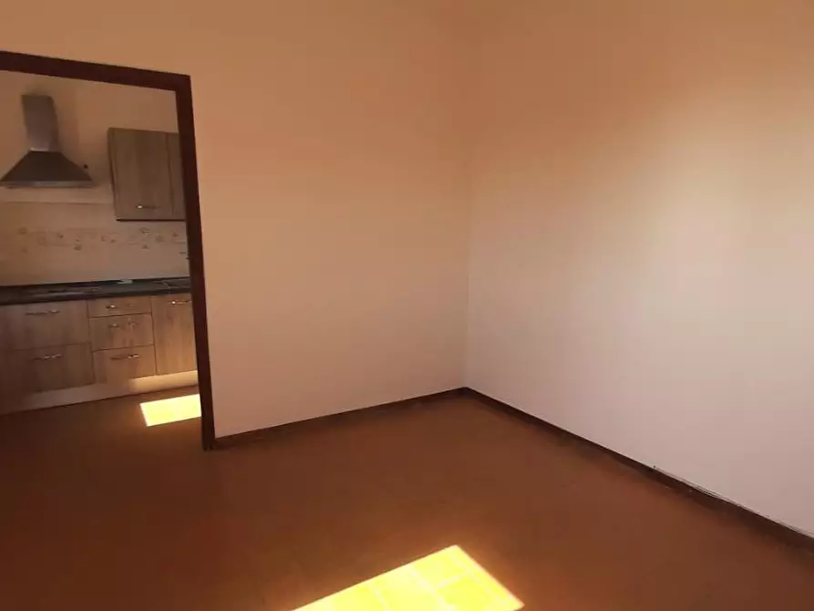 Immagine 11 di Appartamento in vendita  a Rosignano Marittimo