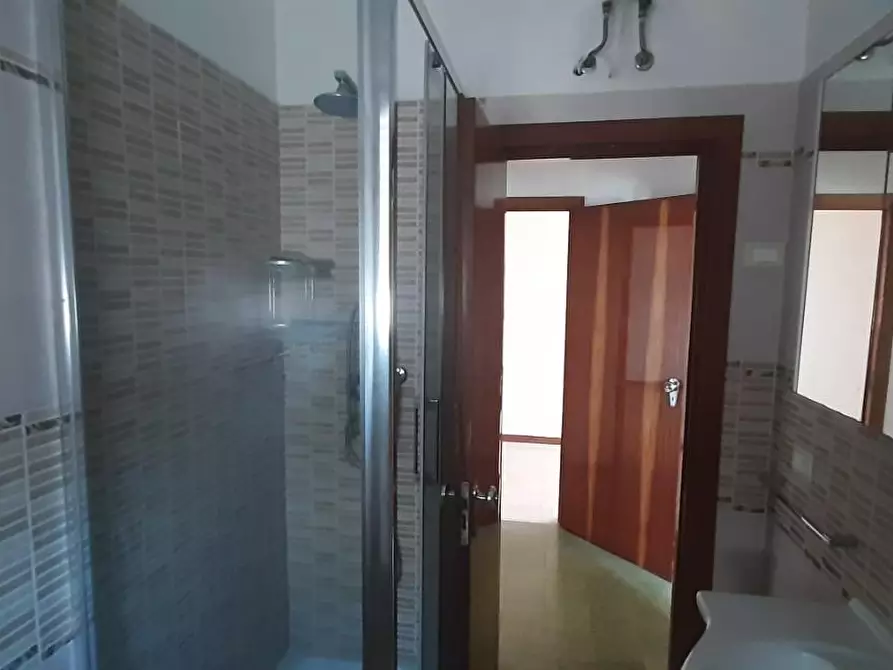 Immagine 22 di Appartamento in vendita  a Rosignano Marittimo