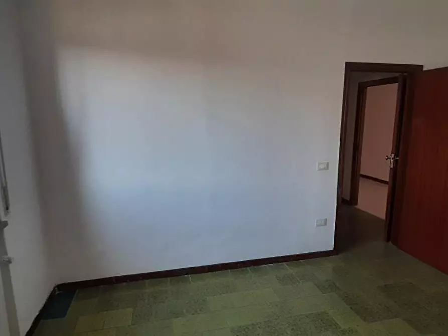 Immagine 18 di Appartamento in vendita  a Rosignano Marittimo