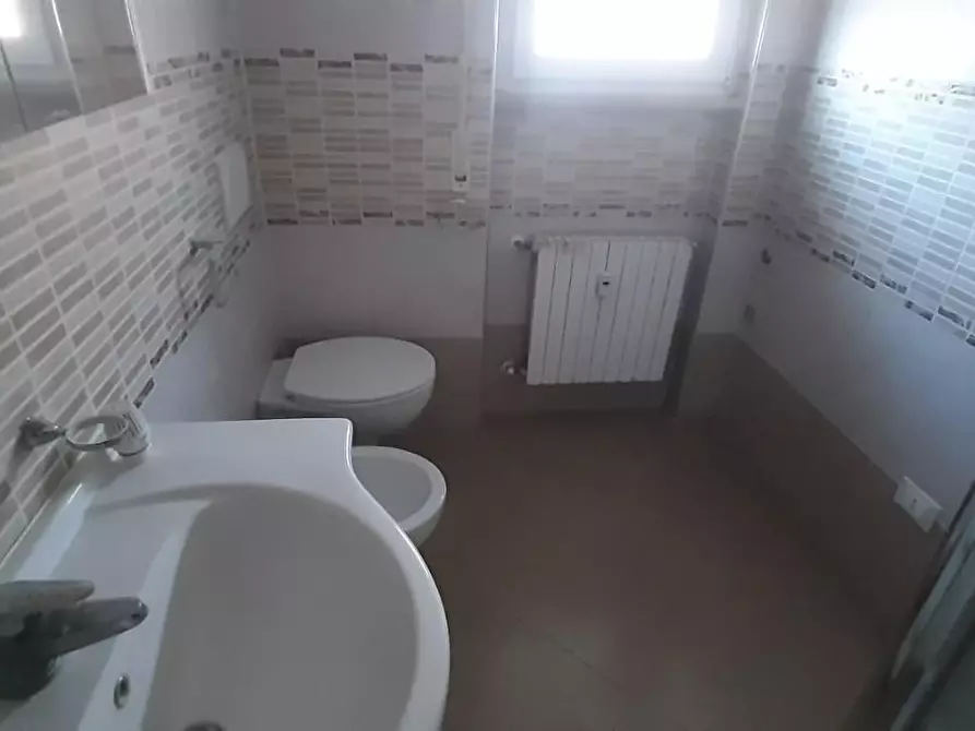 Immagine 23 di Appartamento in vendita  a Rosignano Marittimo