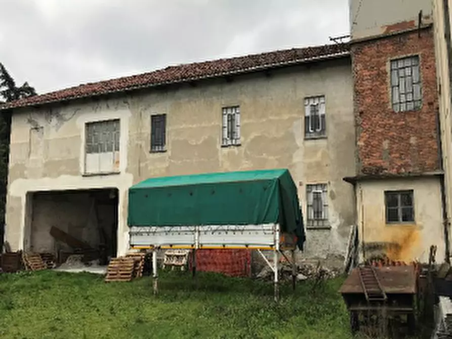 Immagine 4 di Capannone industriale in vendita  a Ivrea