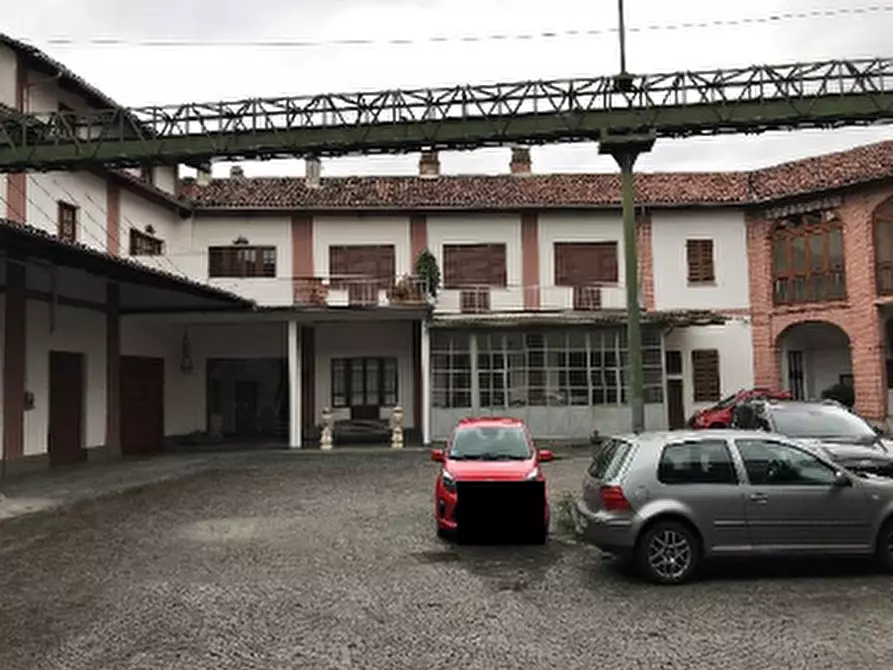 Immagine 6 di Capannone industriale in vendita  a Ivrea