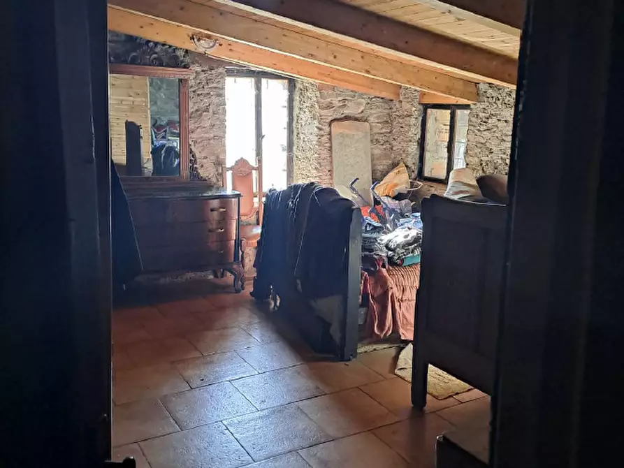Immagine 11 di Appartamento in vendita  a Perrero