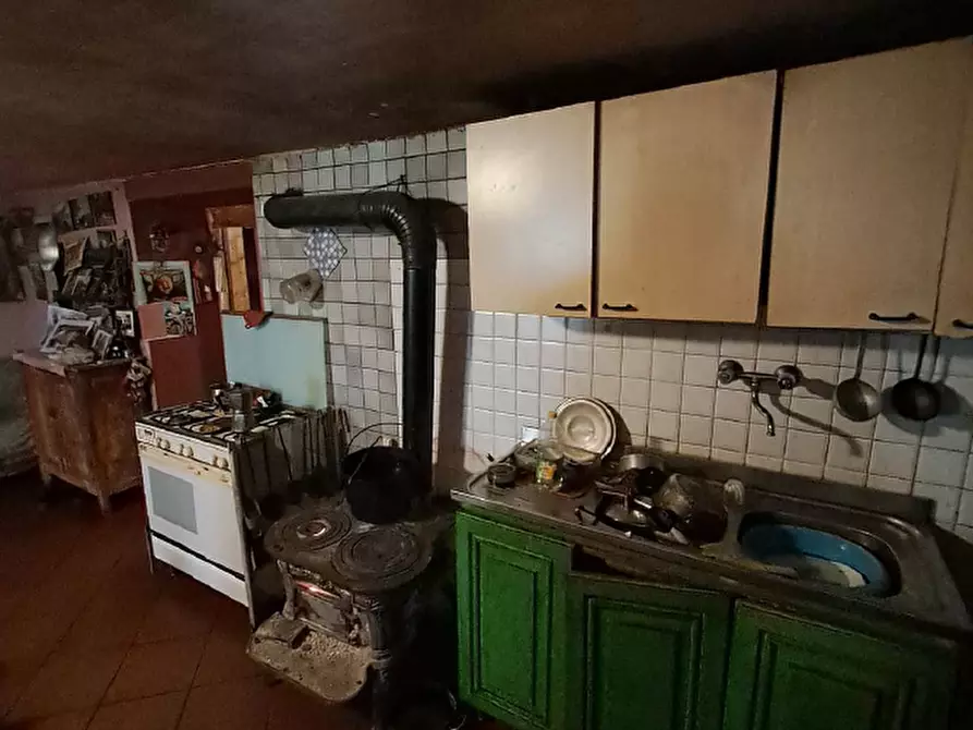 Immagine 4 di Appartamento in vendita  a Perrero