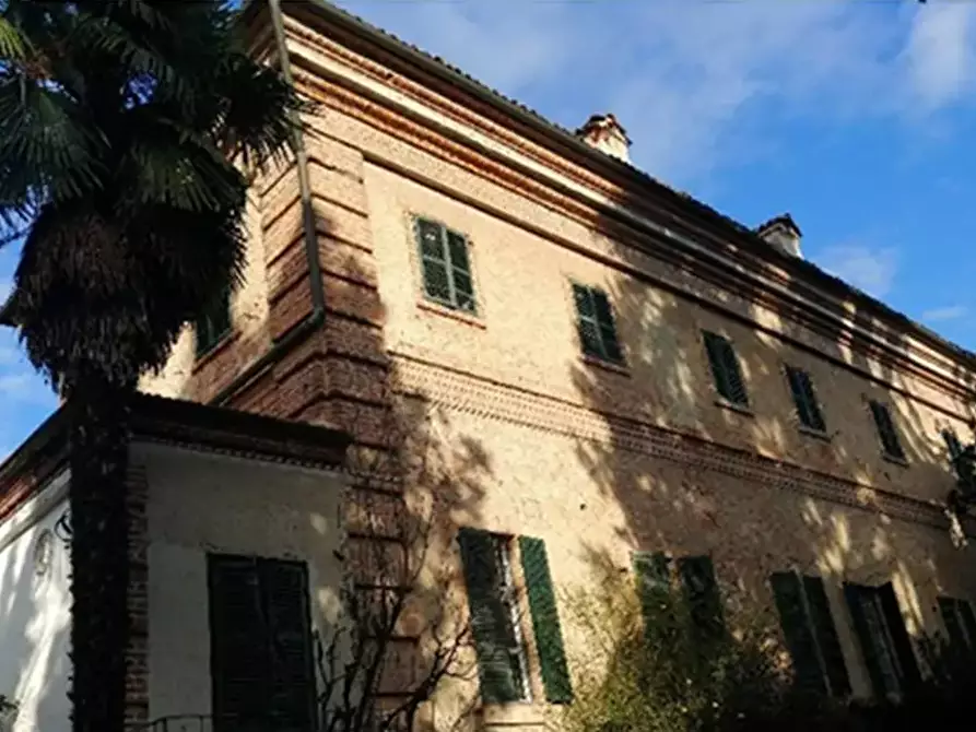 Immagine 2 di Castello in vendita  a Oglianico