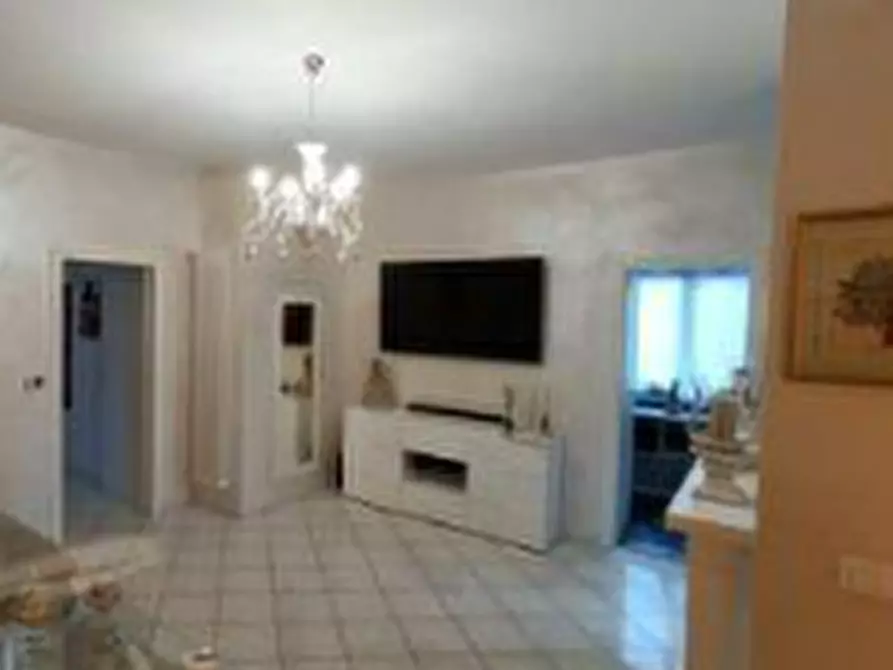 Immagine 12 di Casa indipendente in vendita  a Venaria Reale