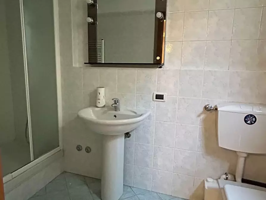 Immagine 9 di Villetta a schiera in vendita  a Viareggio