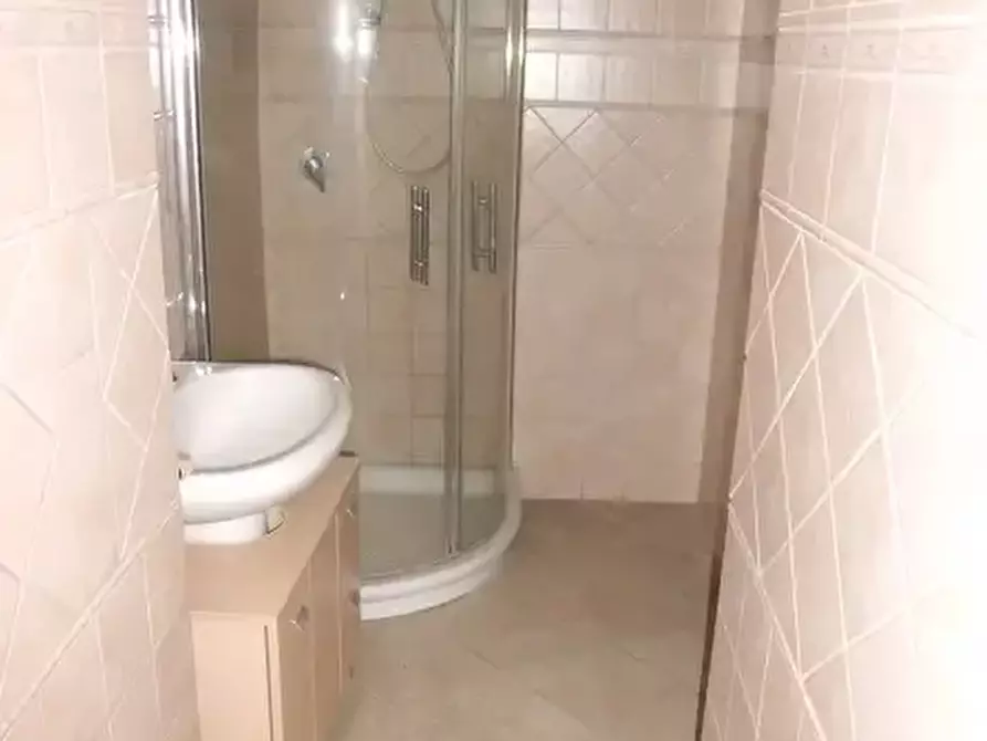 Immagine 8 di Palazzo in vendita  a Strambino