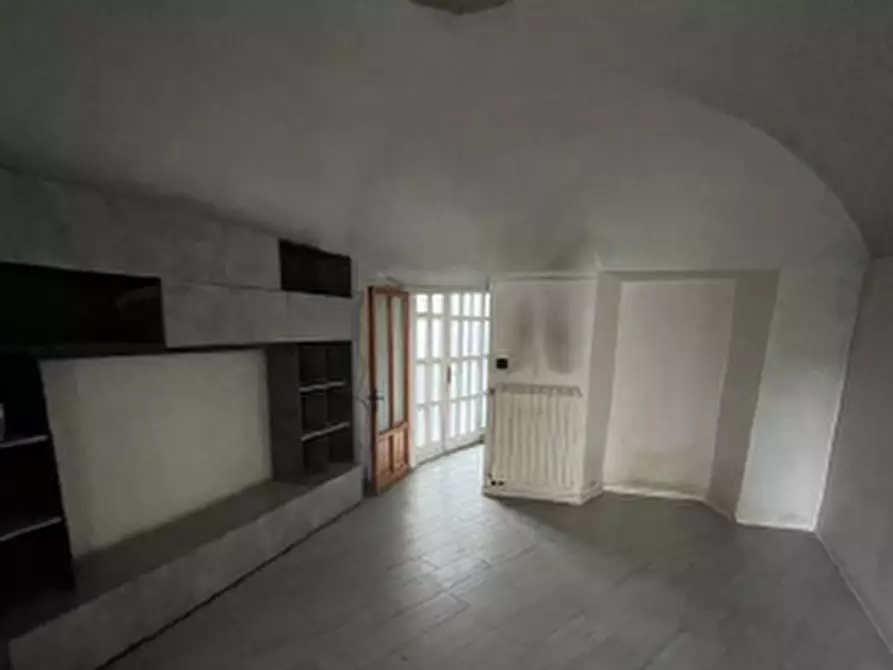 Immagine 8 di Palazzo in vendita  a Torre Canavese