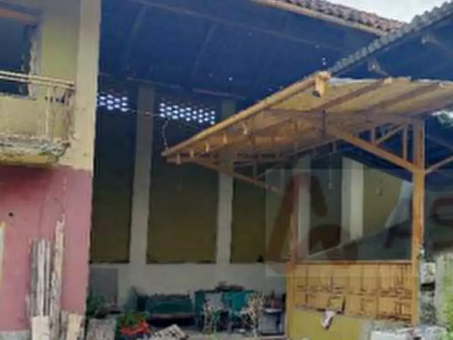 Immagine 17 di Palazzo in vendita  a Maglione