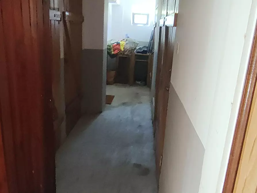 Immagine 37 di Appartamento in vendita  a Carrara