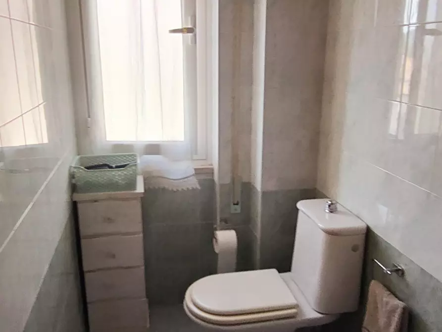 Immagine 17 di Appartamento in vendita  a Carrara