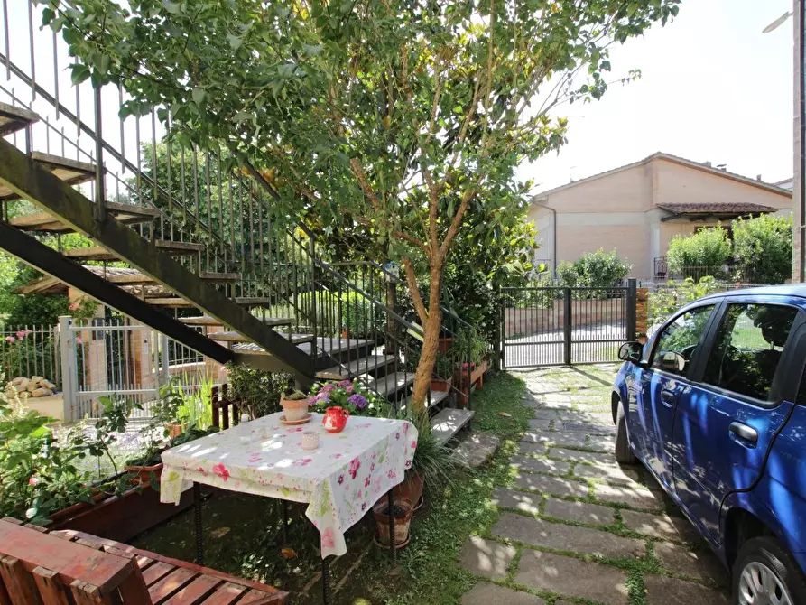 Immagine 30 di Appartamento in vendita  a Monticiano