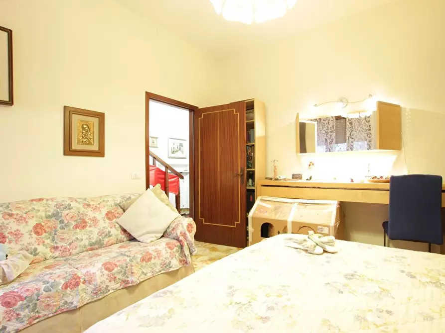 Immagine 18 di Appartamento in vendita  a Monticiano