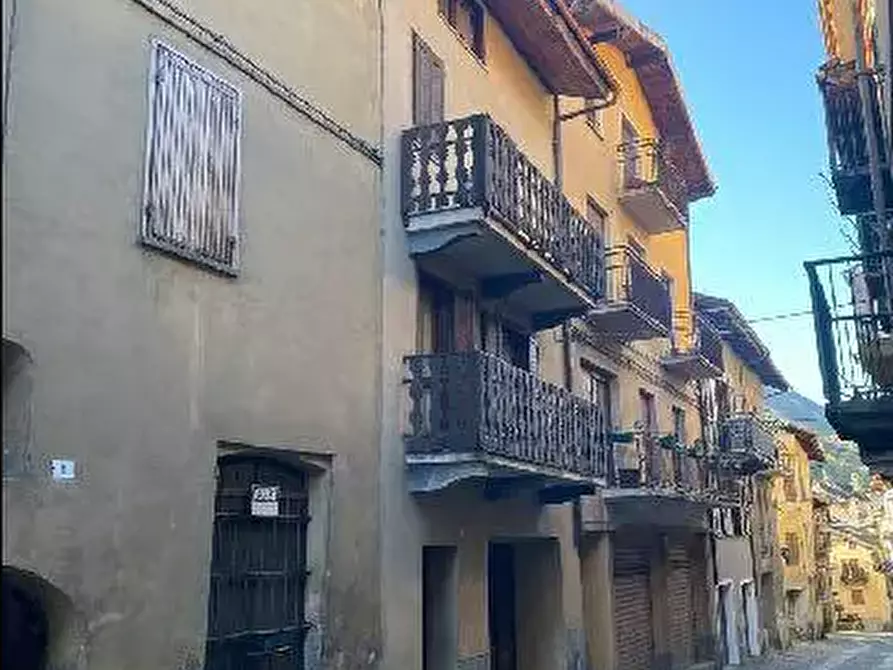 Immagine 1 di Appartamento in vendita  a Chiomonte