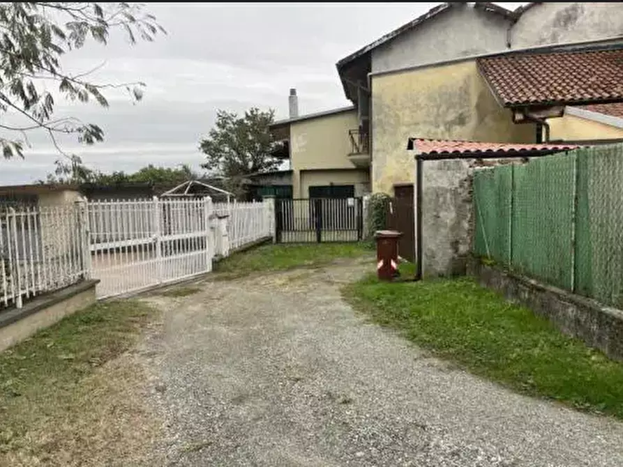 Immagine 4 di Appartamento in vendita  a Nole