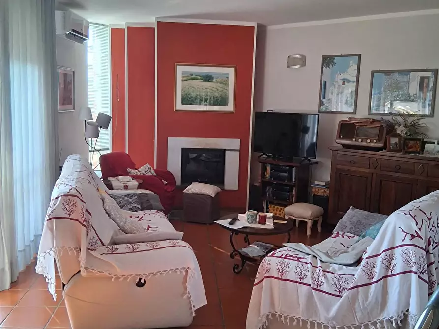 Immagine 1 di Casa bifamiliare in vendita  a Santa Marina
