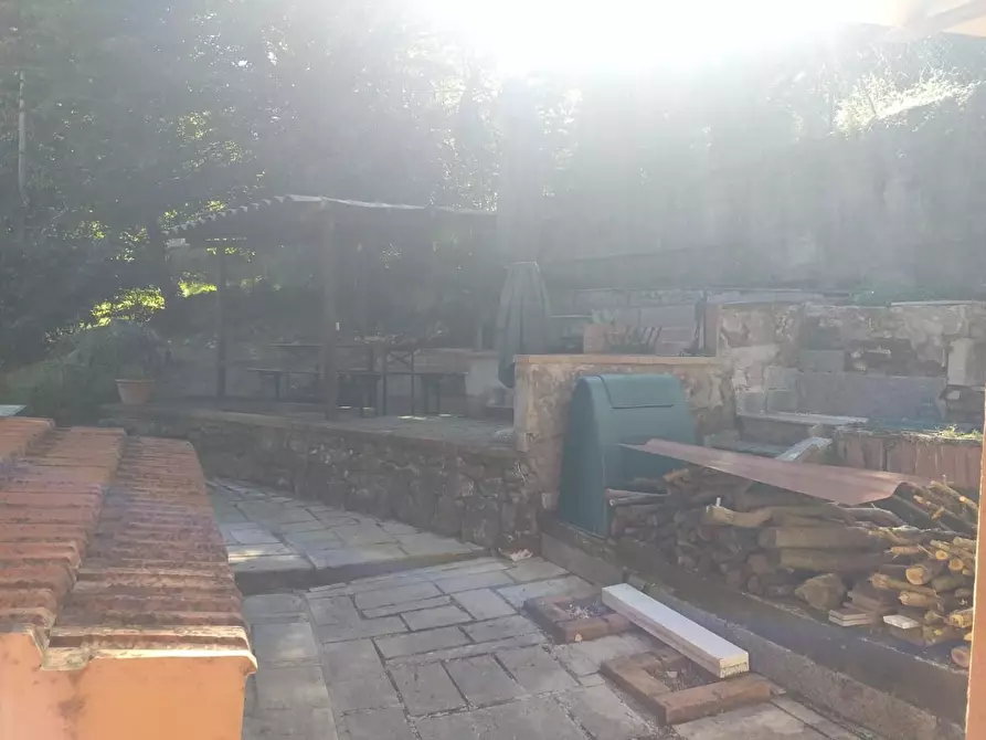 Immagine 26 di Villa in vendita  a Carrara