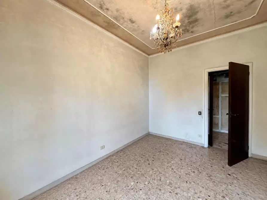 Immagine 12 di Villa in vendita  a Lucca