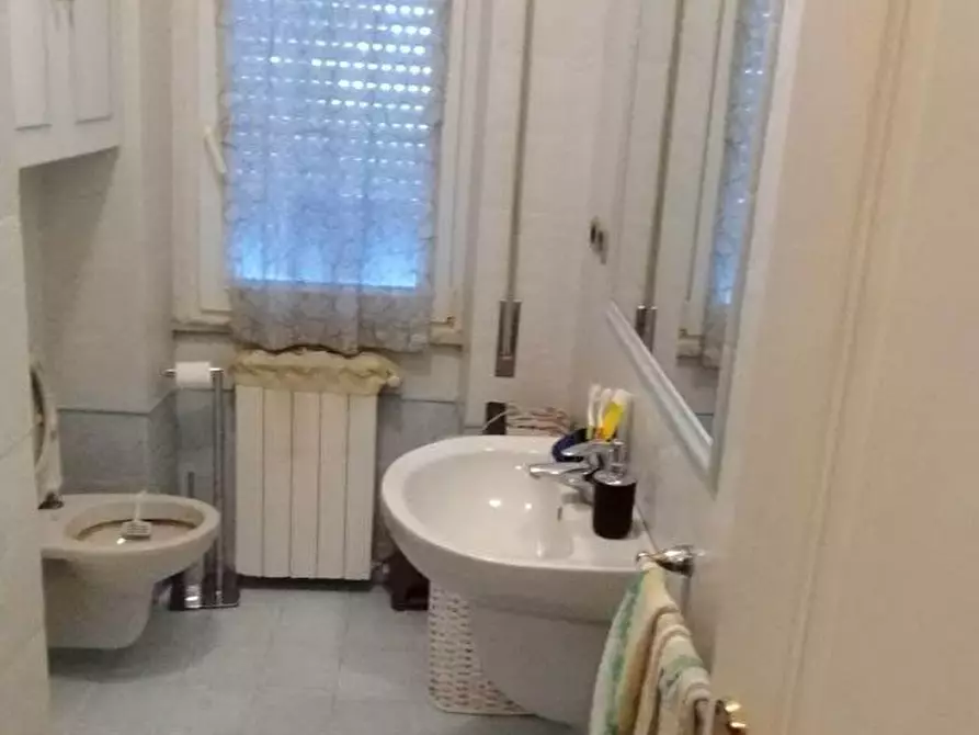 Immagine 13 di Appartamento in vendita  a Massa