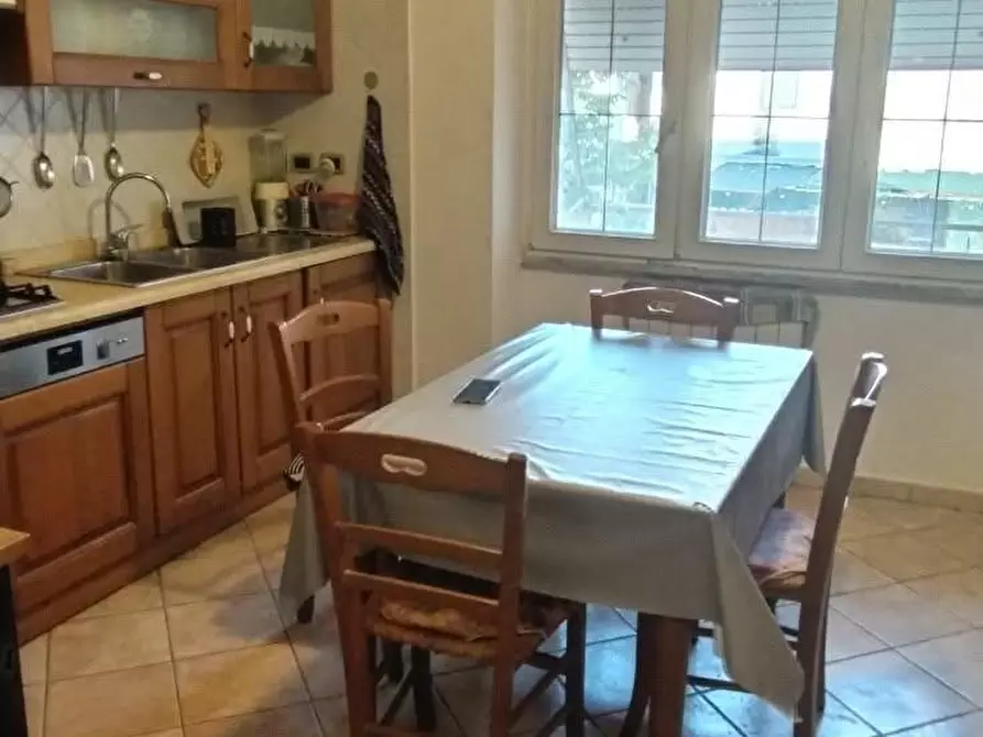 Immagine 7 di Appartamento in vendita  a Massa