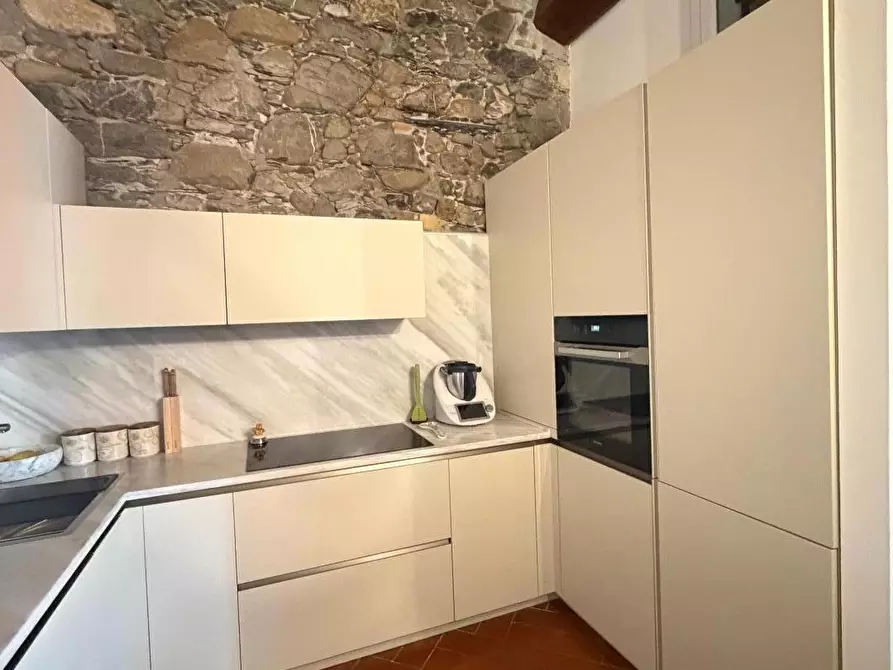 Immagine 5 di Appartamento in vendita  a Fosdinovo