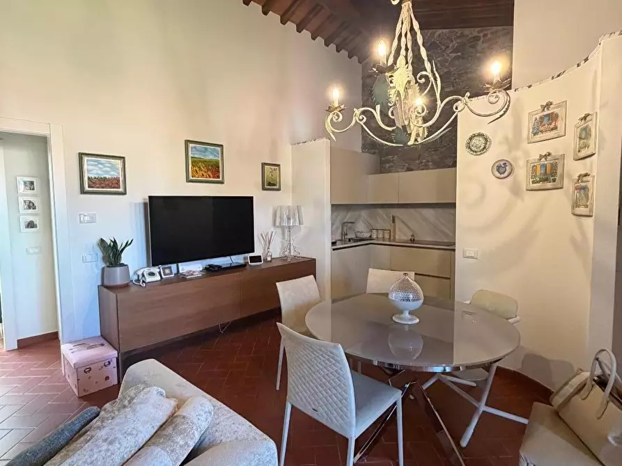 Immagine 3 di Appartamento in vendita  a Fosdinovo