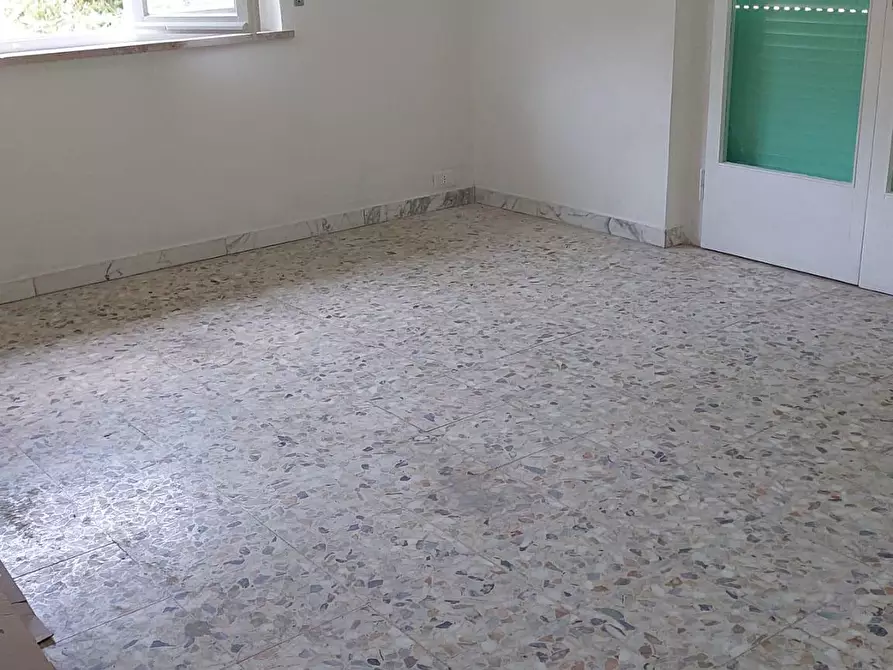 Immagine 10 di Appartamento in affitto  a Vicopisano