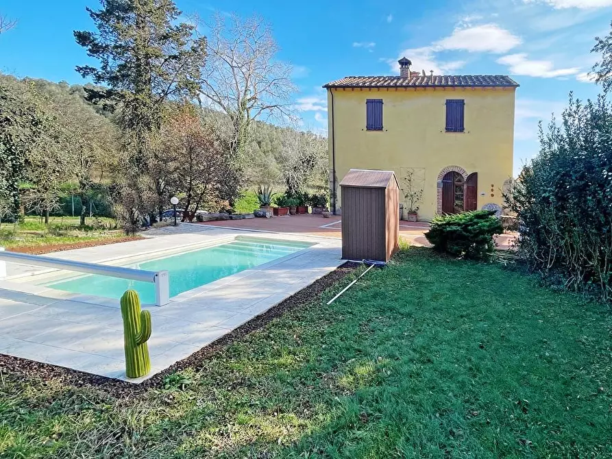 Immagine 1 di Rustico / casale in vendita  a Rosignano Marittimo