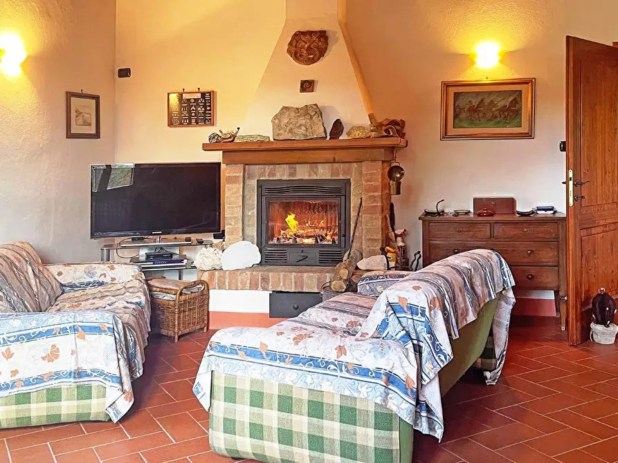 Immagine 5 di Rustico / casale in vendita  a Rosignano Marittimo