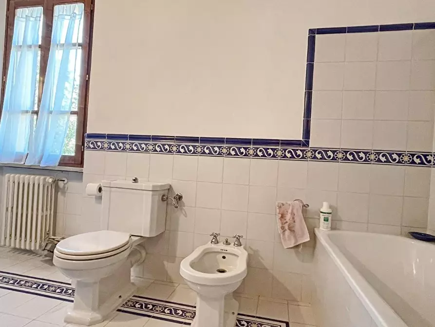 Immagine 10 di Rustico / casale in vendita  a Rosignano Marittimo