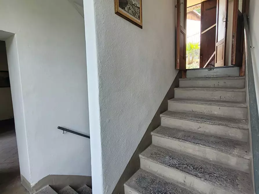 Immagine 76 di Villa in vendita  a Blevio