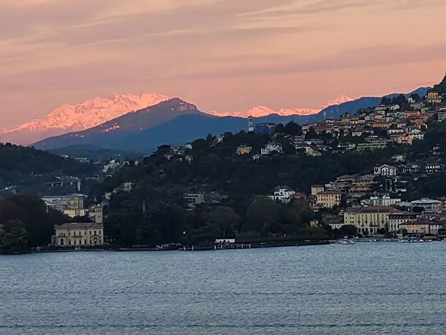 Immagine 5 di Villa in vendita  a Blevio