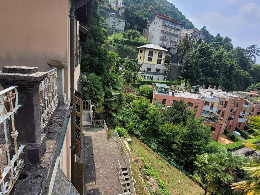 Immagine 11 di Villa in vendita  a Blevio